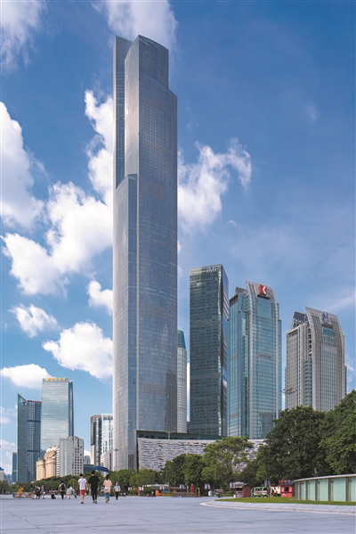 ②廣州周大福金融中心（東塔） 位于新城市中軸線的東側，總建筑面積50