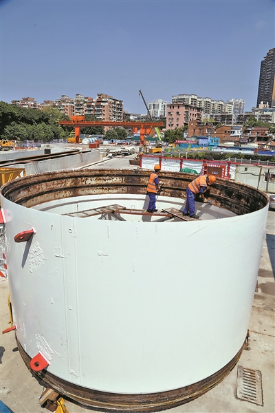 八號線北延段盾構機組裝