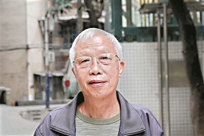 如果要給我錢，助建隊(duì)隊(duì)長(zhǎng)就不干了。我的初心就是用自己的所長(zhǎng)做一些讓街坊幸福的事。 ——何盛坤