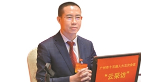 ?市人大代表國信信揚律師事務所主任林泰松：給企業發補貼改善女性就業環境