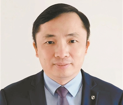 廣州市政協委員梁華欽：建議對積極參與無償獻血的企業減免稅收