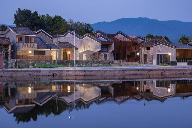 增城龍新村：村民上夜校，學(xué)生上“村晚”