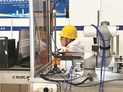 從國賽競技場中看廣州產業人才動能——技術高手這樣培養：產業越新 技能越新